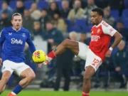 Jurrien Timber Ditinggalkan Arsenal di Kamp Pramusim karena Cedera Pangkal Paha