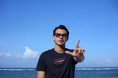 Kiper-Timnas-Indonesia-Nadeo-Argawinata-Resmi-Bergabung-dengan-Persija-Jakarta