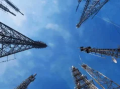 Komdigi Tetapkan Pemenang Lelang Frekuensi 700 MHz dan 2,6 GHz