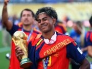 Lamine Yamal Masih Buru Trofi Liga Champions Bersama Barcelona