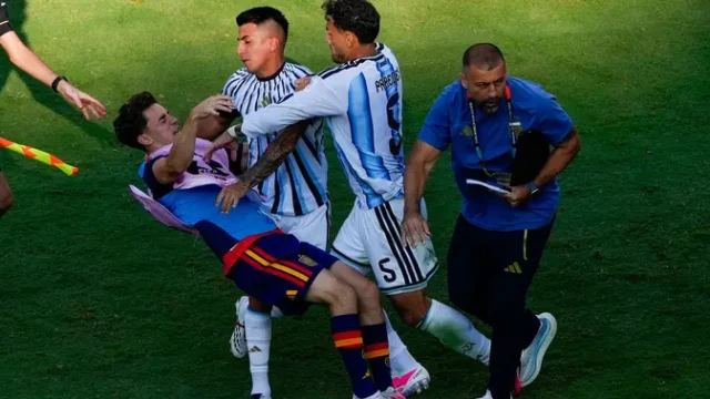Leandro-Paredes-Berpotensi-Dapat-Hukuman-10-Pertandingan-Usai-Keributan-Final-Piala-Dunia-2026
