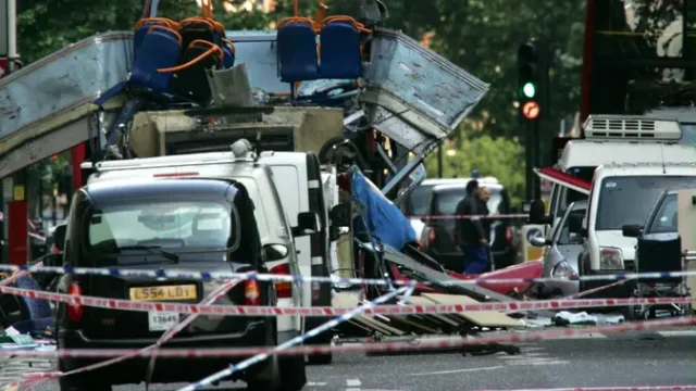 Ledakan-Bom-London-Tewaskan-52-Orang-pada-7-Juli-2005