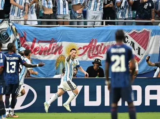 Lionel Messi Dinilai Tak Layak Raih Man of the Match, Cabral Jadi Bintang Sejati