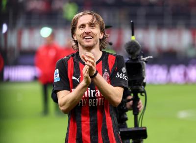 Luka-Modric-Setujui-Perpanjangan-Kontrak-Satu-Tahun-Bersama-AC-Milan