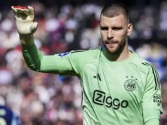 Maarten Paes Siap Tampil sebagai Starter di Conference League Bersama Ajax