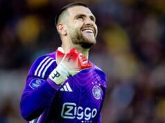 Maarten Paes Terancam Posisi Utama Usai Ter Stegen Gabung Ajax