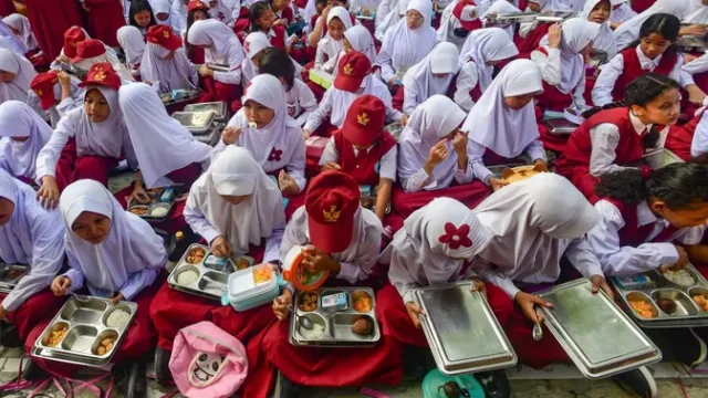 Mahkamah-Konstitusi-Putuskan-Anggaran-MBG-Dipisah-dari-Pendidikan