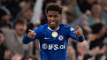 Manchester United Resmi Sepakati Transfer Andrey Santos dari Chelsea