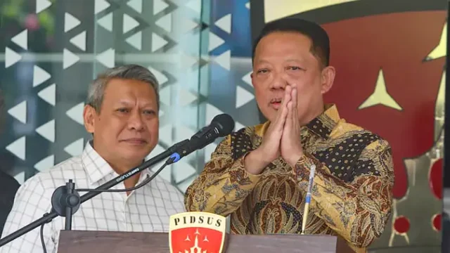 Mantan-Jampidsus-Febrie-Adriansyah-Ditetapkan-Tersangka-Korupsi-dan-TPPU
