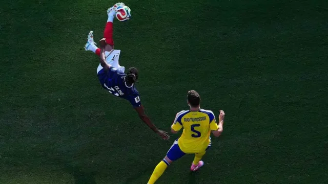 Mbappe-Hancurkan-Swedia-Prancis-Langsung-ke-16-Besar