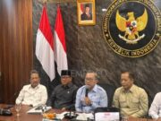 Mensos Uji Coba Pencairan Bansos Lewat Koperasi Desa Merah Putih