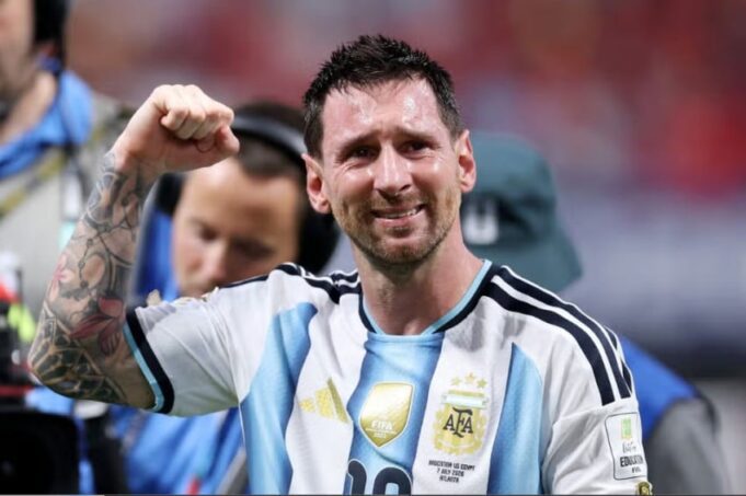 Messi Menangis Haru Usai Argentina Kalahkan Mesir 3-2 di 16 Besar Piala Dunia 2026