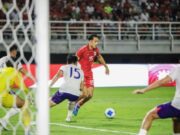 Miliano Jonathans Liburan di Yunani saat Masih Pemulihan Cedera dari Timnas Indonesia