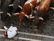 Momen Kacau di Lari Banteng Festival San FermÃn 2026