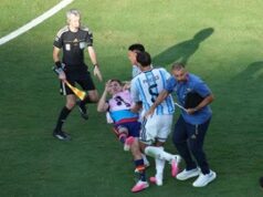 Paredes Dapat Kartu Merah Usai Cekik Eric Garcia dan Banting Gavi di Final Piala Dunia 2026