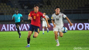 Pau-Cubarsi-Bek-Muda-yang-Menjadi-Bintang-Piala-Dunia-2026-setelah-Bermain-di-Solo