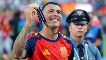 Pedro-Porro-Persembahkan-Medali-Juara-Piala-Dunia-2026-untuk-Kakeknya
