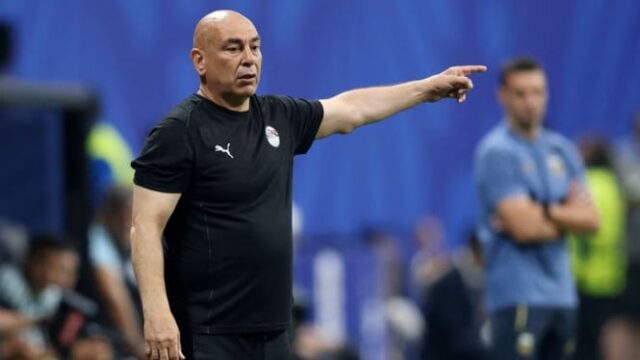 Pelatih-Mesir-Terancam-Sanksi-FIFA-Usai-Ludahi-Suporter-yang-Kibarkan-Bendera-Israel