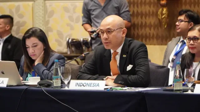 Pemerintah-Pastikan-WNI-Aman-dari-Dampak-Konflik-AS-Iran