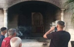 Pemukim Israel Bakar Masjid di Tepi Barat, Serangan Kian Brutal