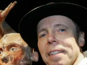 Pencipta Plastinasi Gunther von Hagens Meninggal, Jasadnya Akan Dipajang di Museum
