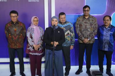 Perkuat-Registrasi-Biometrik-Komdigi-Tegaskan-Kepatuhan-Hingga-Gerai-Terkecil