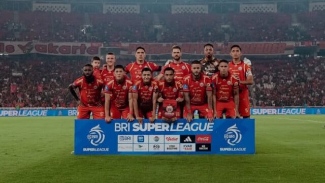 Persebaya-Surabaya-Lawan-Persija-Jakarta-di-Stadion-Gelora-Bung-Tomo-pada-Piala-Presiden-2026