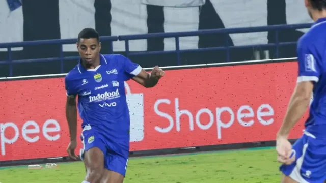 Persib-Bandung-Masih-Butuh-Satu-Pemain-Asing-Mariano-Peralta-Jadi-Kandidat-Kuat
