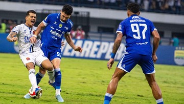 Persib Bandung Resmi Berpisah dengan Bek Timnas Irak Frans Putros