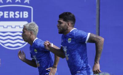 Persib-Bandung-Siap-Hadapi-Arema-FC-di-Pembuka-Piala-Presiden-2026