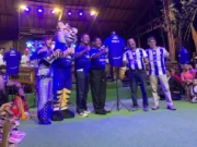 Persib Perkenalkan Mariano Peralta dengan Nuansa Budaya Sunda di Saung Angklung Udjo