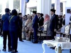 Prabowo Beri Hormat kepada Jokowi di HUT Ke-80 Bhayangkara