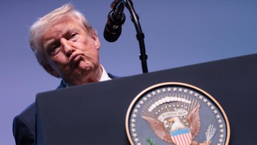 Presiden-FIFA-Harapkan-Trump-Hadir-Serahkan-Trofi-Final-Piala-Dunia-2026