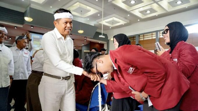 Probidik Gema Jabar Lepaskan 1.147 Mahasiswa Siap Mengajar di 364 Sekolah