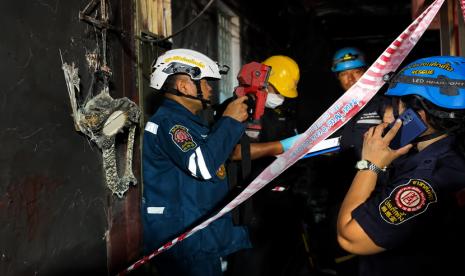 Pub-Bangkok-Terbakar-27-Tewas-Akibat-Asap-dan-Jalan-Keluar-Tersumbat