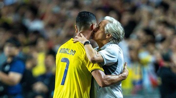 Ronaldo Masih Bisa Bermain untuk Portugal, Asalkan Masih Fit