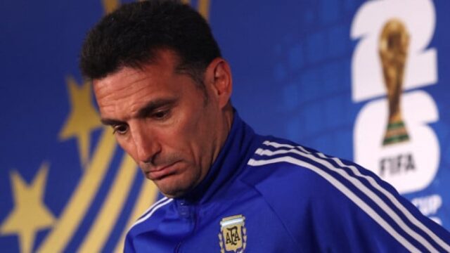 Scaloni-Tunduk-Menangis-di-Konferensi-Pers-Usai-Argentina-Kalah-dari-Spanyol-di-Final-Piala-Dunia-2026
