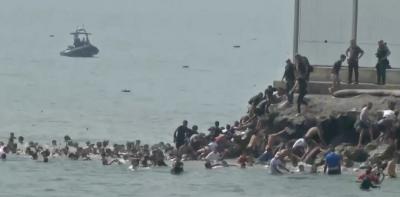 Spanyol Kerahkan Militer Hadapi Serbuan Ribuan Migran ke Ceuta