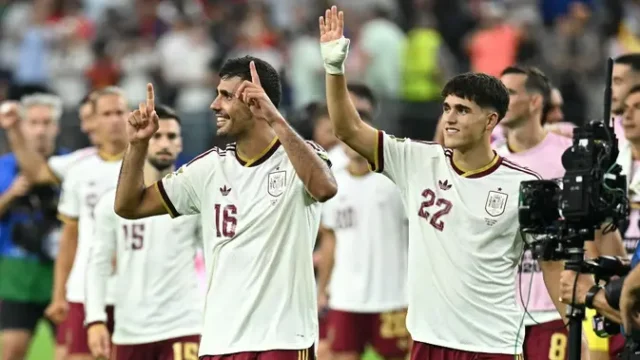 Spanyol-Siap-Hadapi-Argentina-di-Final-Piala-Dunia-2026-Dukung-Soliditas-Pertahanan-dan-Pernyataan-Cucurella