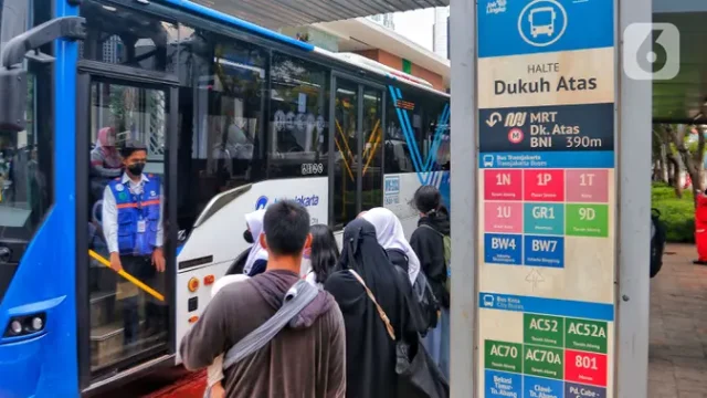 Tarif-Transjakarta-Dikaji-Ulang-15-Kelompok-Tetap-Naik-Gratis