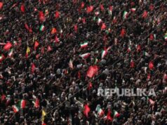 Trump Kritik Duka Warga Iran atas Pemakaman Khamenei sebagai Palsu