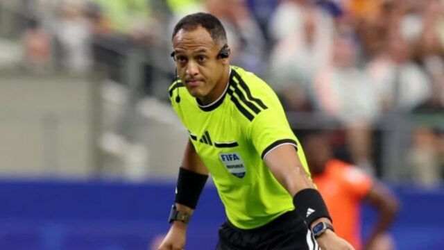 Wasit-AS-Ismail-Elfath-Pimpin-Inggris-vs-Argentina-di-Semifinal-Piala-Dunia-2026
