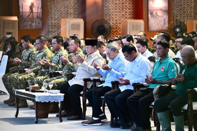 Panglima TNI Dampingi Presiden RI Panen Raya Terpadu TNI, Perkuat Ketahanan Pangan Nasional