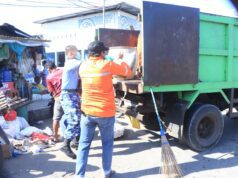 Lanud Sultan Hasanuddin Bersama Satuan TNI AU Makassar Gelar Karya Bakti di Pasar Mandai Sambut Hari Bakti ke-79 TNI Angkatan Udara