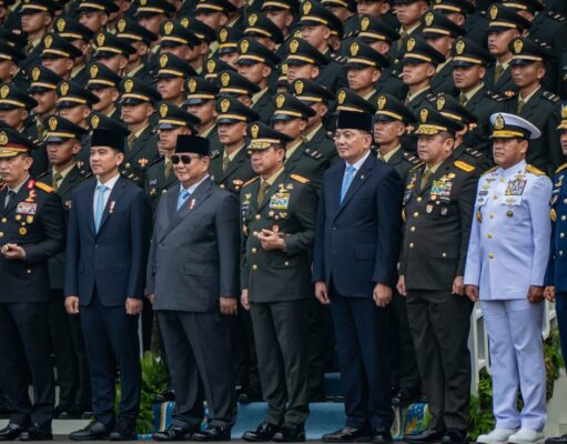 Panglima TNI Hadiri Upacara Prasetya Perwira (Praspa) TNI dan Polri Tahun 2026 di Istana Negara