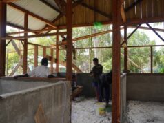 Pembangunan Rumah Ke-1 Type 36 Semi Permanen Capai 68 Persen, Satgas TMMD Ke-129 Kodim 1807/Sorong Selatan Terus Wujudkan Hunian Layak bagi Masyarakat