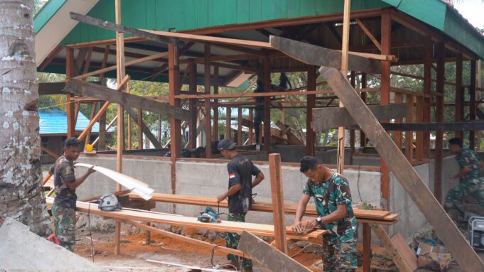 Satgas TMMD Ke-129 Kodim 1807/Sorong Selatan Percepat Pembangunan Rumah Kedua Type 36, Wujud Nyata Pengabdian TNI untuk Rakyat