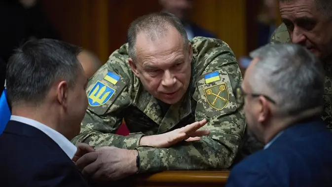 Zelenskyy Ganti Panglima Militer Ukraina Amid Protests