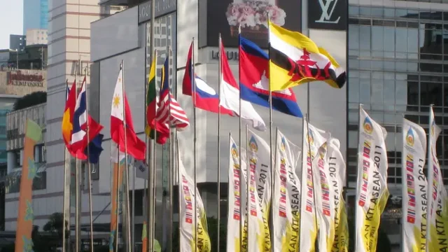 ASEAN-Resmi-Berdiri-pada-8-Agustus-1967-di-Bangkok