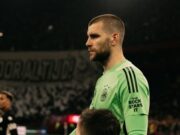 Ajax Tetap Beri Peluang Maarten Paes Bersaing dengan Ter Stegen